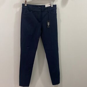 EXPRESS Women’s Navy Skinny Mid Rise Stretch Pants. Size 0 Regular